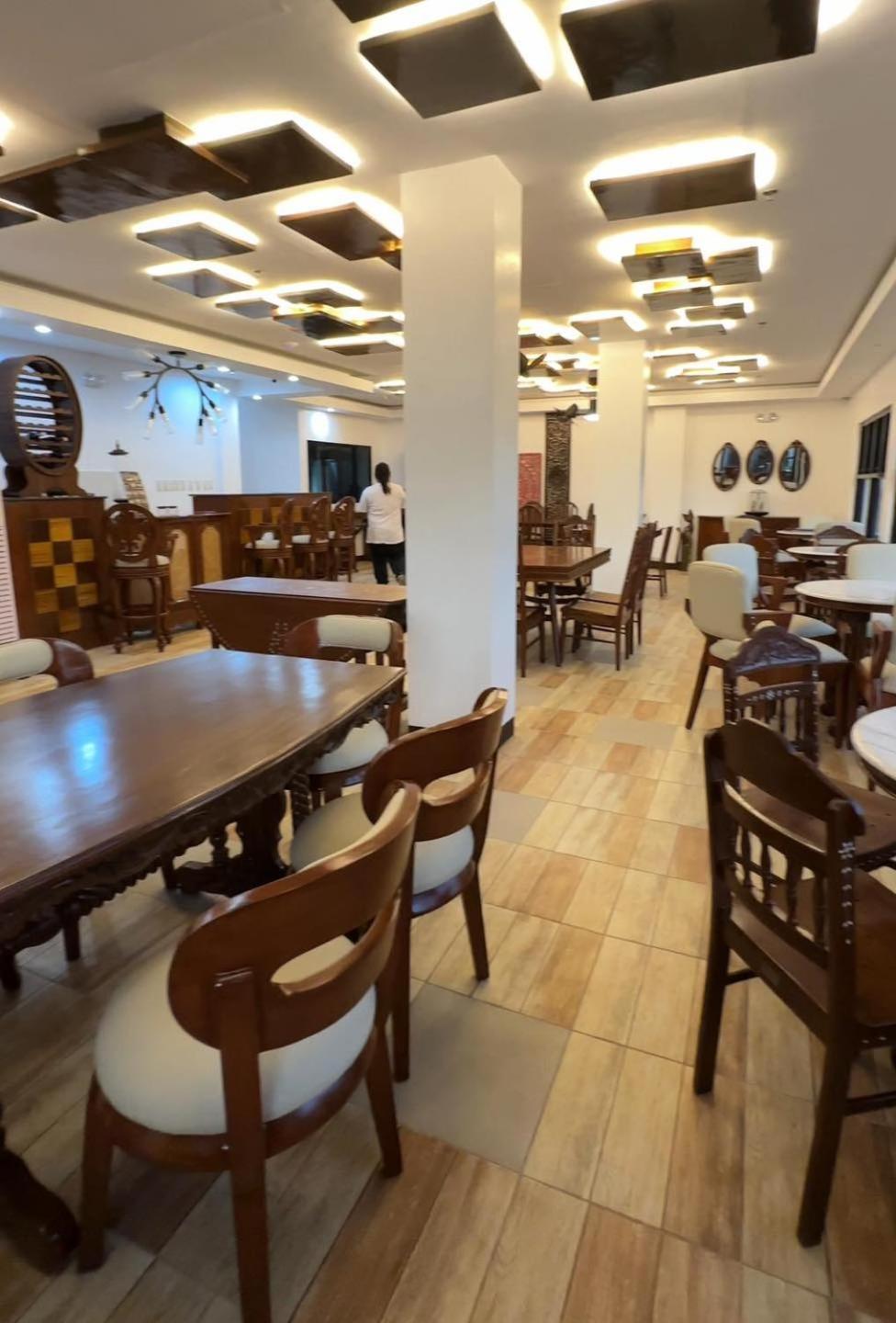 Charos Dormitel Hotel Dumaguete City Ngoại thất bức ảnh