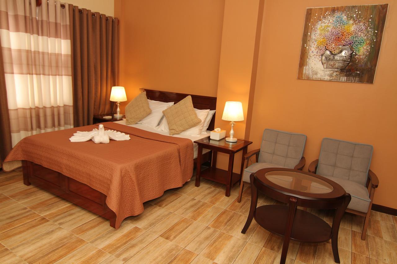 Charos Dormitel Hotel Dumaguete City Ngoại thất bức ảnh