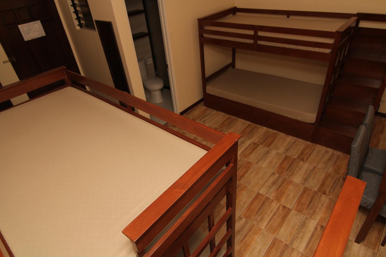 Charos Dormitel Hotel Dumaguete City Ngoại thất bức ảnh