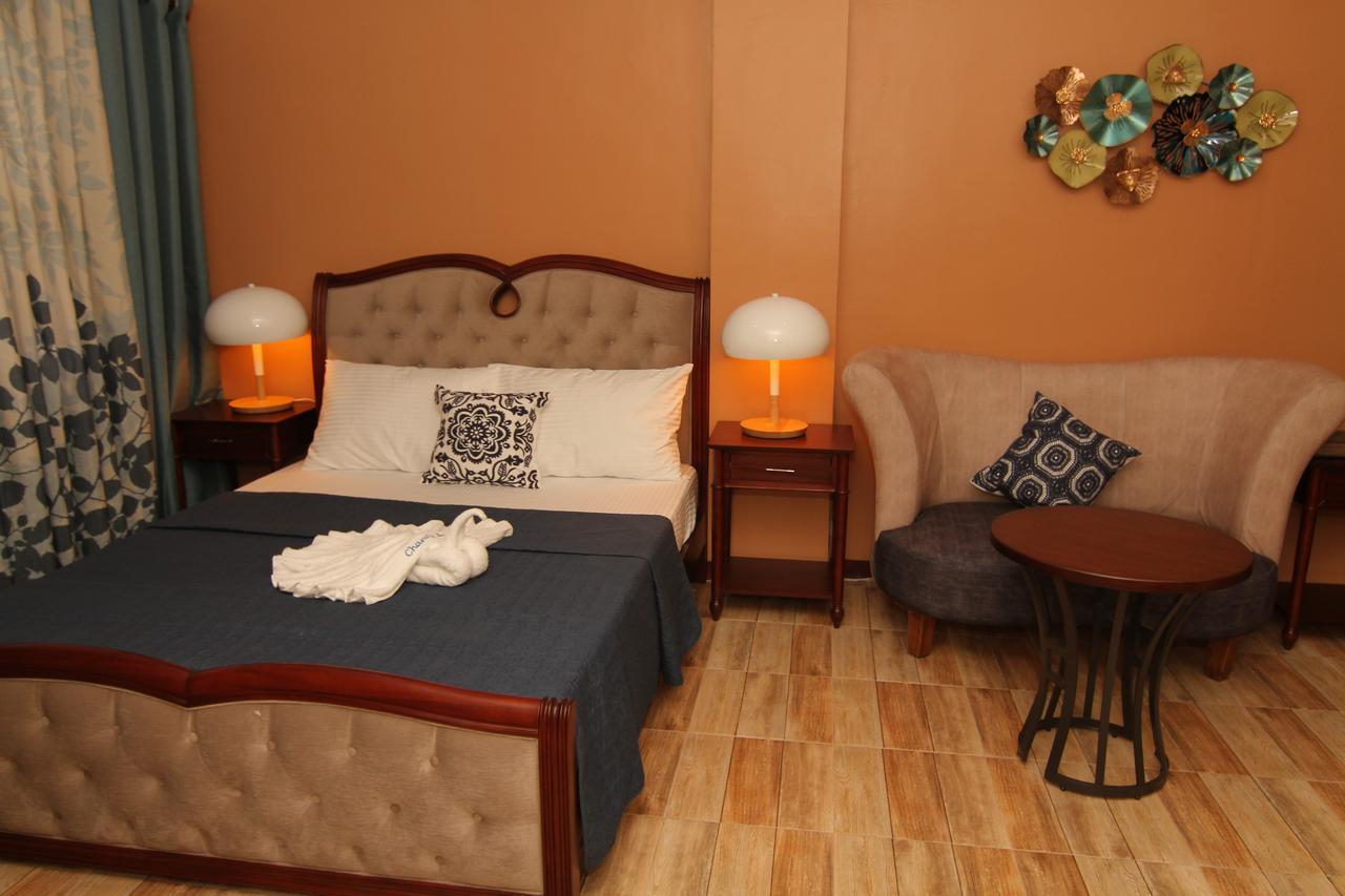 Charos Dormitel Hotel Dumaguete City Ngoại thất bức ảnh