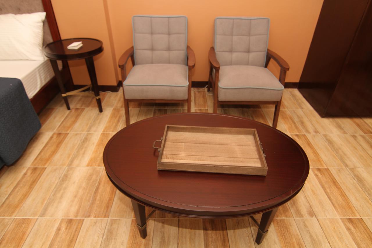 Charos Dormitel Hotel Dumaguete City Ngoại thất bức ảnh